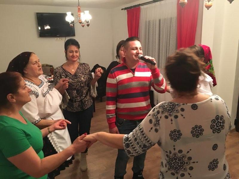 Pensiunea Vasilica Ceterasu Onceşti 外观 照片